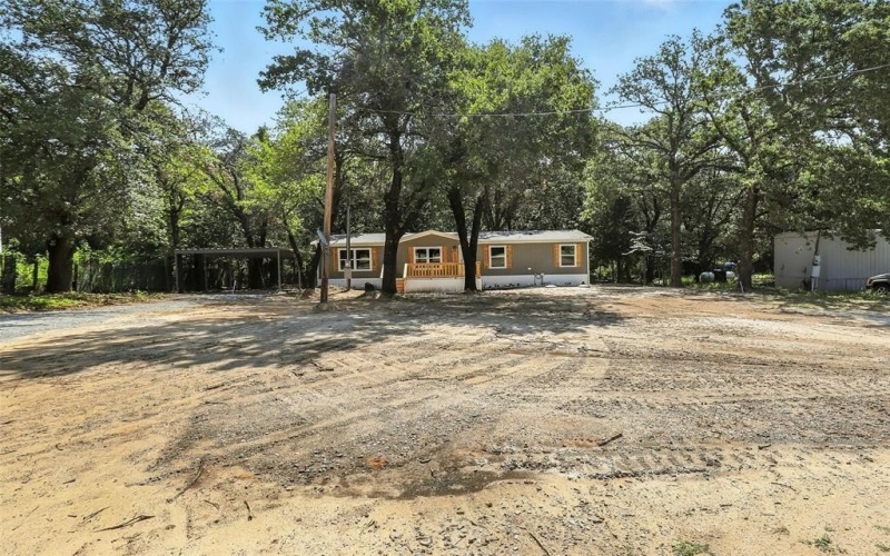 131 Kelly Court, Azle, TX 76020, 4 Habitaciones Habitaciones , ,2 BañosBaños,Residential,En Venta,131 Kelly Court,0,20943781