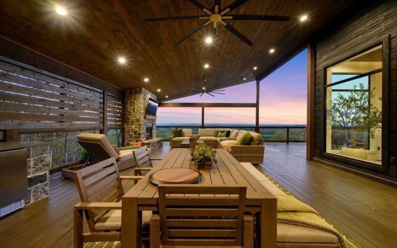 462 Moonshiner Springs Trail, Broken Bow, OK 74728, 6 Bedrooms Bedrooms, ,9 BathroomsBathrooms,Residential,For Sale,462 Moonshiner Springs Trail,0,20999898