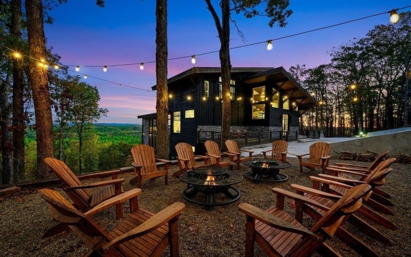 462 Moonshiner Springs Trail, Broken Bow, OK 74728, 6 Bedrooms Bedrooms, ,9 BathroomsBathrooms,Residential,For Sale,462 Moonshiner Springs Trail,0,20999898