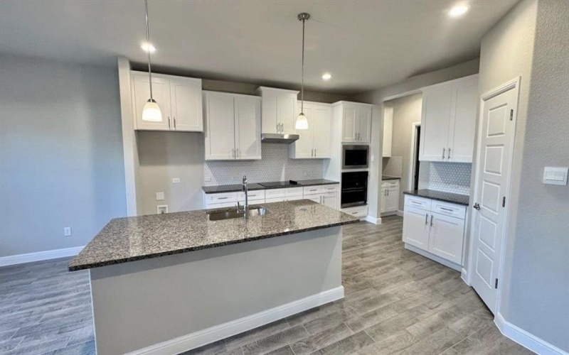 307 LELO Lane, Mansfield, TX 76063, 4 Bedrooms Bedrooms, ,3 BathroomsBathrooms,Residential,For Sale,307 LELO Lane,0,21026385