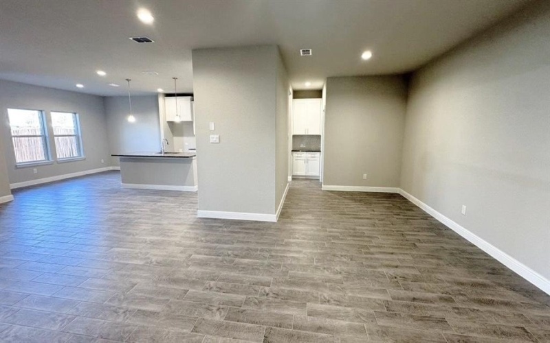 307 LELO Lane, Mansfield, TX 76063, 4 Bedrooms Bedrooms, ,3 BathroomsBathrooms,Residential,For Sale,307 LELO Lane,0,21026385