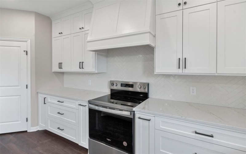 117 Bexar Street, Mabank, TX 75147, 3 Bedrooms Bedrooms, ,2 BathroomsBathrooms,Residential,For Sale,117 Bexar Street,0,21027369