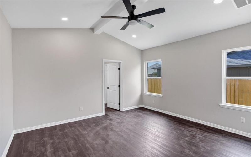 117 Bexar Street, Mabank, TX 75147, 3 Bedrooms Bedrooms, ,2 BathroomsBathrooms,Residential,For Sale,117 Bexar Street,0,21027369