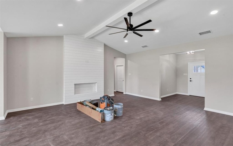 117 Bexar Street, Mabank, TX 75147, 3 Bedrooms Bedrooms, ,2 BathroomsBathrooms,Residential,For Sale,117 Bexar Street,0,21027369