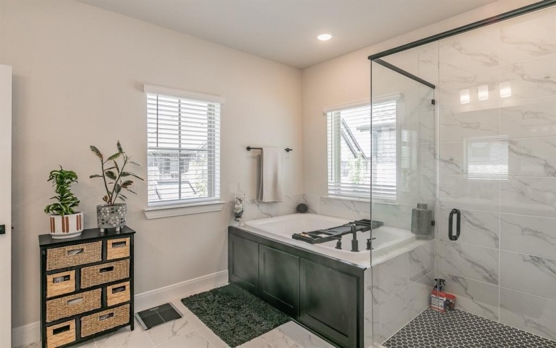 703 Canada Goose Lane, Arlington, TX 76005, 3 Habitaciones Habitaciones , ,2 BañosBaños,Residential,En Venta,703 Canada Goose Lane,0,21027385