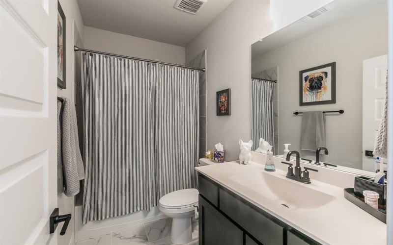 703 Canada Goose Lane, Arlington, TX 76005, 3 Habitaciones Habitaciones , ,2 BañosBaños,Residential,En Venta,703 Canada Goose Lane,0,21027385