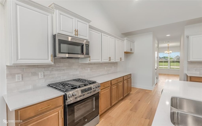 212 Marsh Bayou Drive, Bossier City, LA 71112, 4 Bedrooms Bedrooms, ,3 BathroomsBathrooms,Residential,For Sale,212 Marsh Bayou Drive,0,21027490