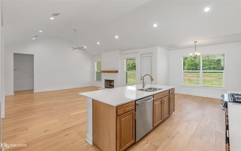 212 Marsh Bayou Drive, Bossier City, LA 71112, 4 Bedrooms Bedrooms, ,3 BathroomsBathrooms,Residential,For Sale,212 Marsh Bayou Drive,0,21027490