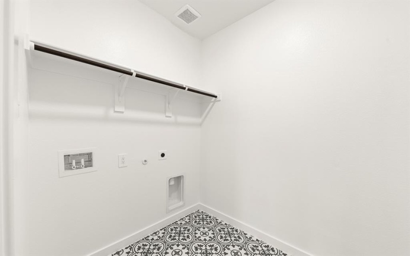 1628 Elle, Aubrey, TX 76227, 4 Habitaciones Habitaciones , ,3 BañosBaños,Residential,En Venta,1628 Elle,0,21027496