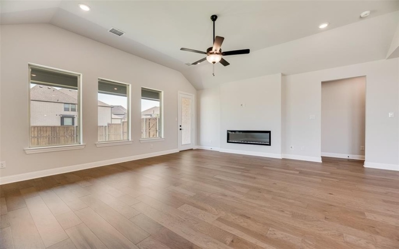 8392 Bremerton Trail, Frisco, TX 75036, 4 Bedrooms Bedrooms, ,3 BathroomsBathrooms,Residential,For Sale,8392 Bremerton Trail,0,21027532
