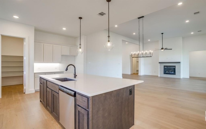 2240 Tutt Trail, Waxahachie, TX 75167, 4 Bedrooms Bedrooms, ,3 BathroomsBathrooms,Residential,For Sale,2240 Tutt Trail,0,21027601