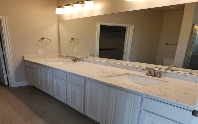 1661 W Farmington Road, Van Alstyne, TX 75495, 5 Habitaciones Habitaciones , ,5 BañosBaños,Residential,En Venta,1661 W Farmington Road,0,21027653