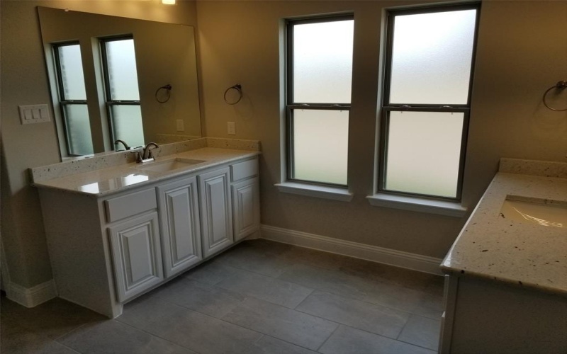 1661 W Farmington Road, Van Alstyne, TX 75495, 5 Habitaciones Habitaciones , ,5 BañosBaños,Residential,En Venta,1661 W Farmington Road,0,21027653