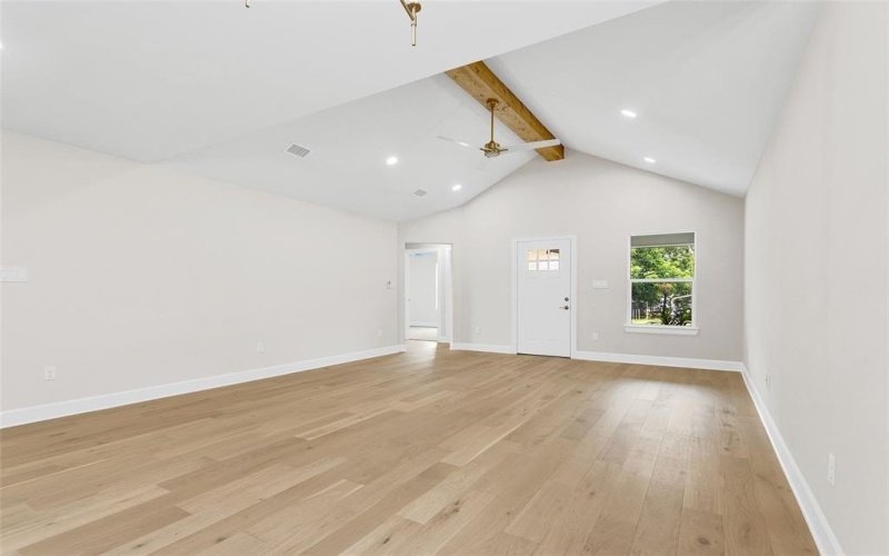 113 W Magnolia, Troup, TX 75789, 3 Habitaciones Habitaciones , ,2 BañosBaños,Residential,En Venta,113 W Magnolia,0,21027707