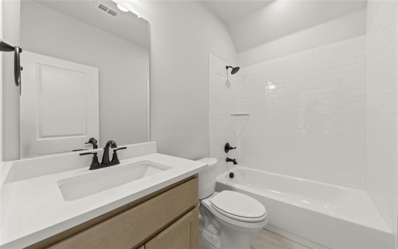 2215 Clairmount Drive, Rockwall, TX 75087, 5 Bedrooms Bedrooms, ,5 BathroomsBathrooms,Residential,For Sale,2215 Clairmount Drive,0,21027708