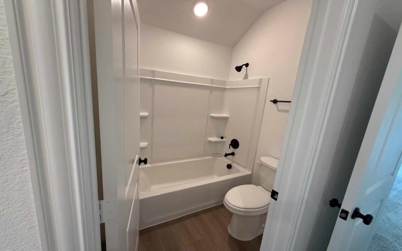 1315 Parkdale Street, Forney, TX 75126, 5 Bedrooms Bedrooms, ,3 BathroomsBathrooms,Residential,For Sale,1315 Parkdale Street,0,21027730
