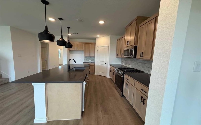 1315 Parkdale Street, Forney, TX 75126, 5 Bedrooms Bedrooms, ,3 BathroomsBathrooms,Residential,For Sale,1315 Parkdale Street,0,21027730