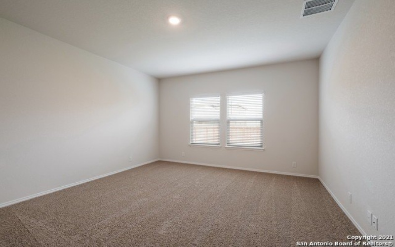 6015 Bowie Mountain, San Antonio, TX 78245, 4 Habitaciones Habitaciones , ,2 BañosBaños,Residential,En Venta,6015 Bowie Mountain,0,1891539
