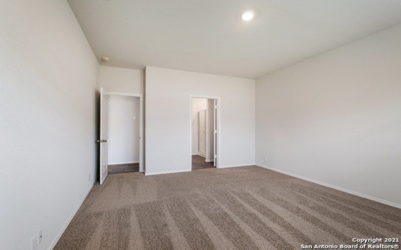 6015 Bowie Mountain, San Antonio, TX 78245, 4 Habitaciones Habitaciones , ,2 BañosBaños,Residential,En Venta,6015 Bowie Mountain,0,1891539