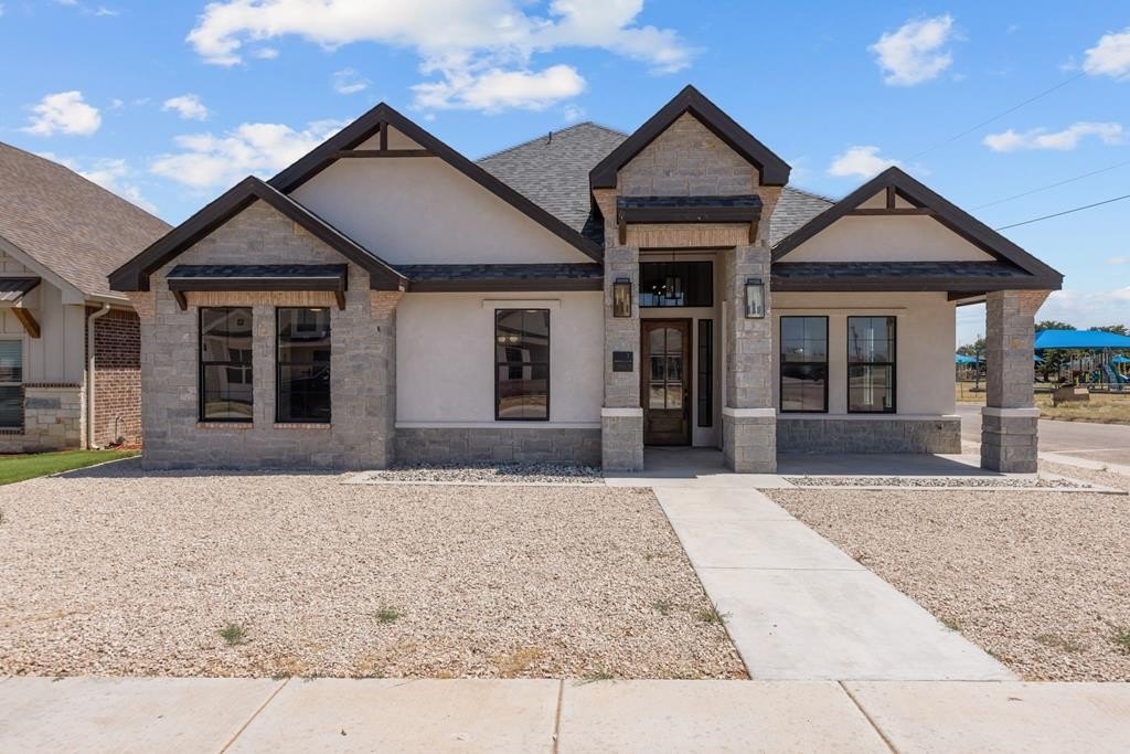1 NE Armlei Dr, Andrews, TX 79714, 4 Habitaciones Habitaciones , ,3 BañosBaños,Residential,En Venta,1 NE Armlei Dr,0,162288