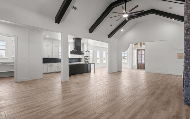 1 NE Armlei Dr, Andrews, TX 79714, 4 Habitaciones Habitaciones , ,3 BañosBaños,Residential,En Venta,1 NE Armlei Dr,0,162288