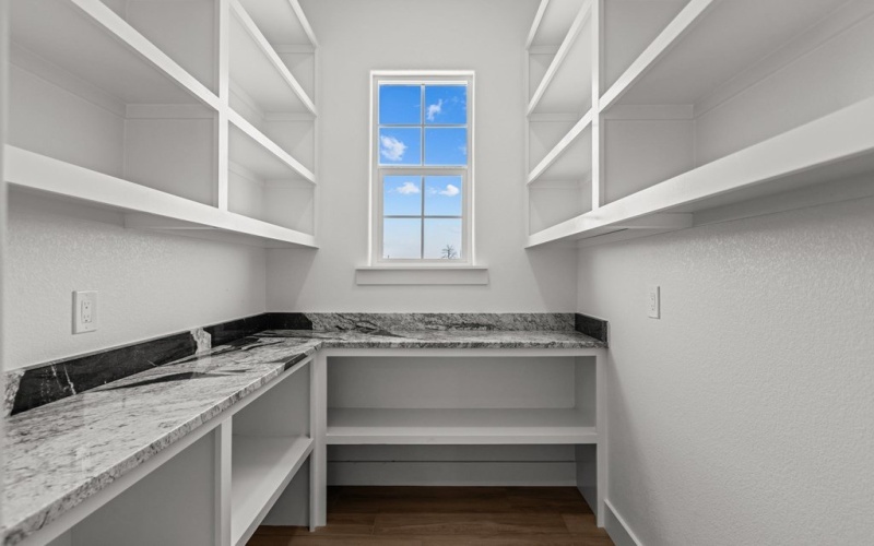 1 NE Armlei Dr, Andrews, TX 79714, 4 Habitaciones Habitaciones , ,3 BañosBaños,Residential,En Venta,1 NE Armlei Dr,0,162288