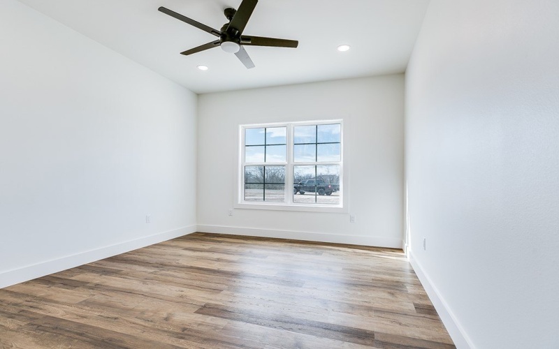 1300 6th St, Sterling City, TX 76951, 3 Habitaciones Habitaciones , ,2 BañosBaños,Residential,En Venta,1300 6th St,0,128629