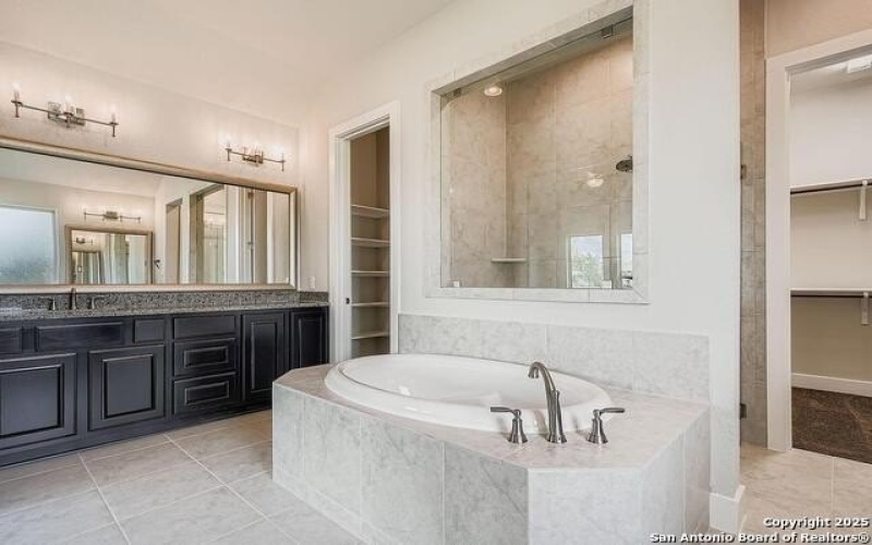 5221 Estates Oak Way, San Antonio, TX 78263, 4 Bedrooms Bedrooms, ,3 BathroomsBathrooms,Residential,For Sale,5221 Estates Oak Way,0,1891571