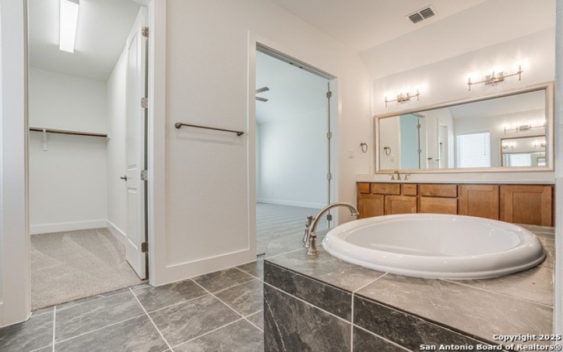 5240 Estates Oak Way, San Antonio, TX 78263, 4 Bedrooms Bedrooms, ,3 BathroomsBathrooms,Residential,For Sale,5240 Estates Oak Way,0,1891573