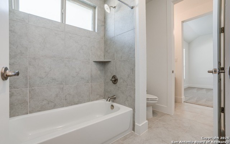 5240 Estates Oak Way, San Antonio, TX 78263, 4 Bedrooms Bedrooms, ,3 BathroomsBathrooms,Residential,For Sale,5240 Estates Oak Way,0,1891573