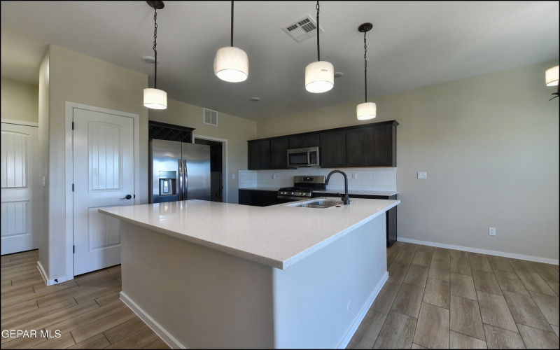 516 Logwood Avenue, Canutillo, TX 79835, 4 Habitaciones Habitaciones , ,3 BañosBaños,Residential,En Venta,516 Logwood Avenue,0,928014