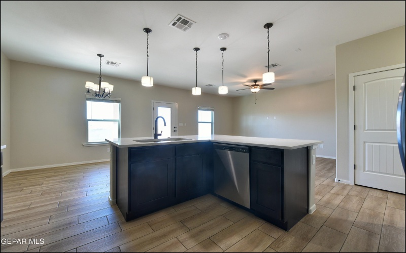 516 Logwood Avenue, Canutillo, TX 79835, 4 Habitaciones Habitaciones , ,3 BañosBaños,Residential,En Venta,516 Logwood Avenue,0,928014