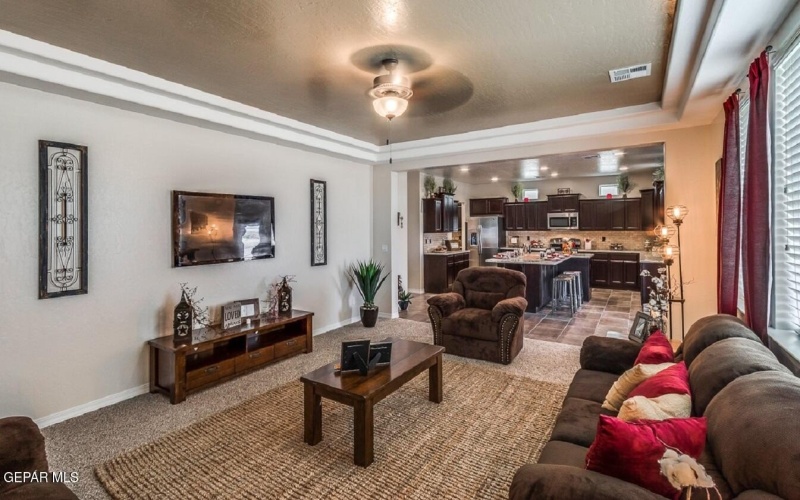 360 Hidden Gem Street, El Paso, TX 79928, 5 Bedrooms Bedrooms, ,1 BathroomBathrooms,Residential,For Sale,360 Hidden Gem Street,0,928105