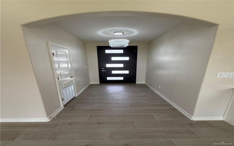 548 Pearl Street, Edinburg, TX 78542, 3 Bedrooms Bedrooms, ,2 BathroomsBathrooms,Residential,For Sale,548 Pearl Street,0,477960