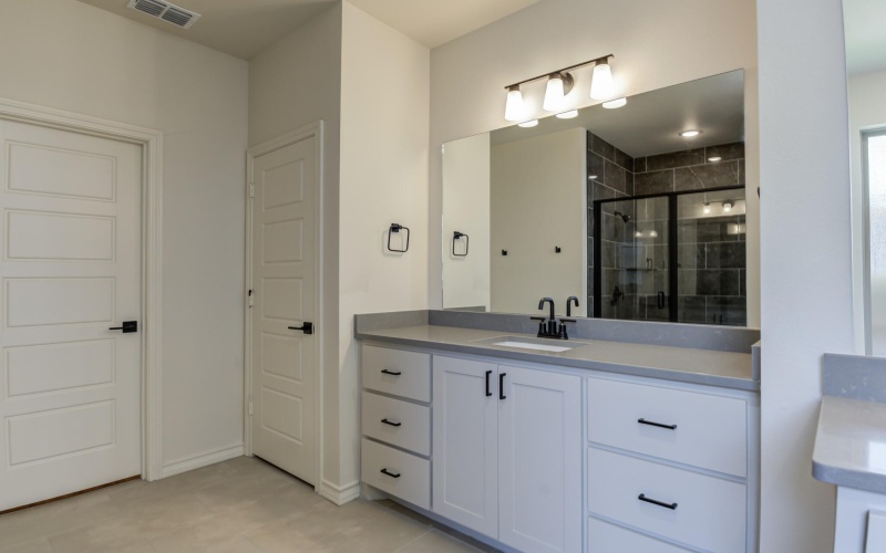 2814 133rd Street, Lubbock, TX 79423, 4 Habitaciones Habitaciones , ,3 BañosBaños,Residential,En Venta,2814 133rd Street,0,202558954