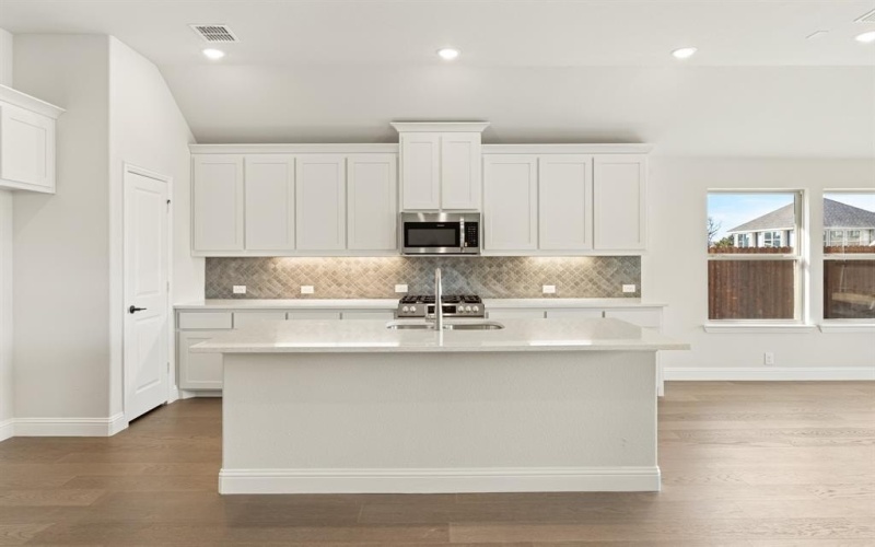 833 Yosemite Drive, DeSoto, TX 75115, 5 Habitaciones Habitaciones , ,5 BañosBaños,Residential,En Venta,833 Yosemite Drive,0,21027797