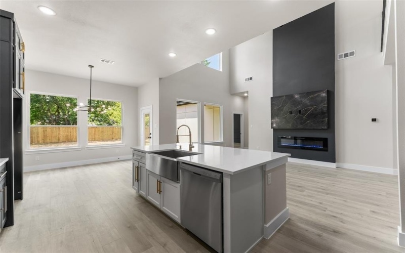 4111 Pringle Drive, Dallas, TX 75212, 4 Bedrooms Bedrooms, ,3 BathroomsBathrooms,Residential,For Sale,4111 Pringle Drive,0,21027813
