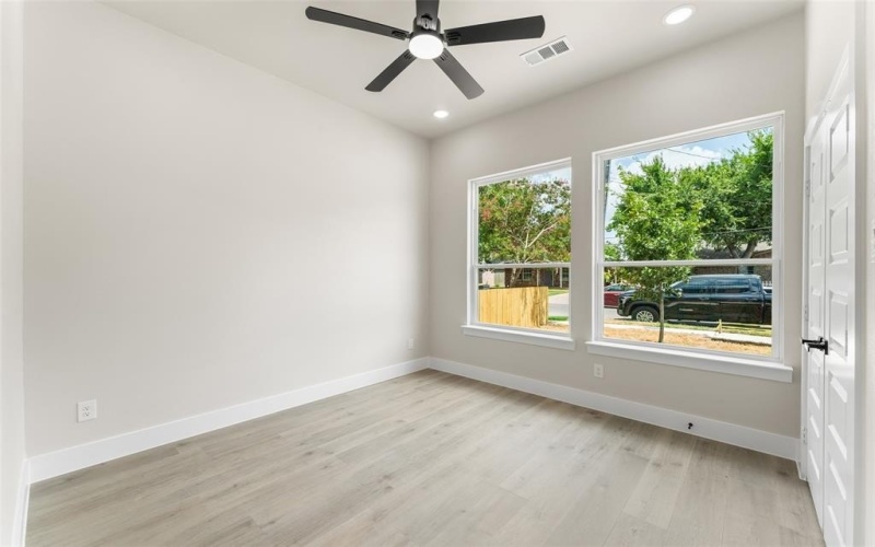 4111 Pringle Drive, Dallas, TX 75212, 4 Bedrooms Bedrooms, ,3 BathroomsBathrooms,Residential,For Sale,4111 Pringle Drive,0,21027813