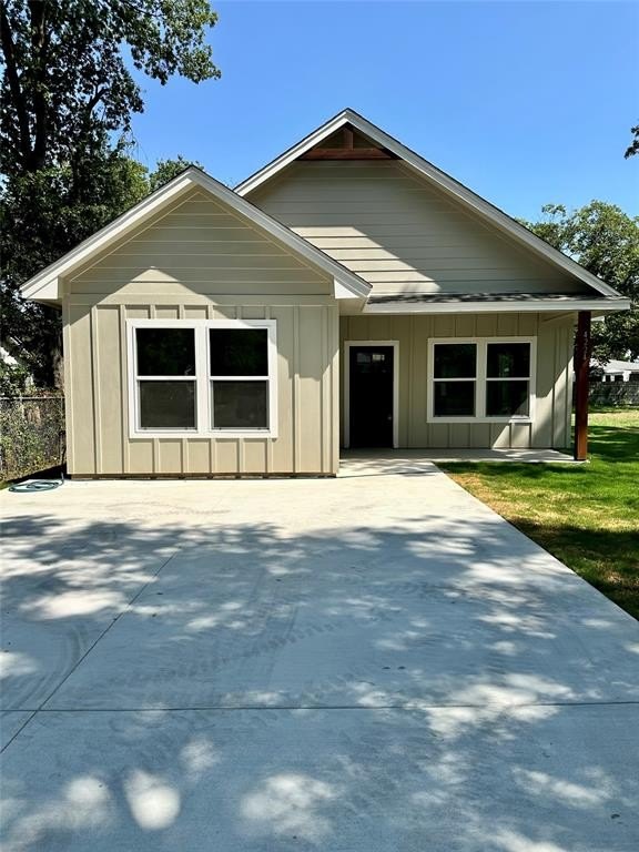 4224 Watt Avenue, Waco, TX 76710, 3 Bedrooms Bedrooms, ,2 BathroomsBathrooms,Residential,For Sale,4224 Watt Avenue,0,21027842