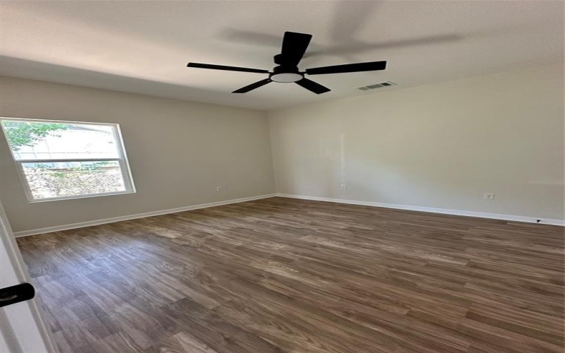 4224 Watt Avenue, Waco, TX 76710, 3 Bedrooms Bedrooms, ,2 BathroomsBathrooms,Residential,For Sale,4224 Watt Avenue,0,21027842
