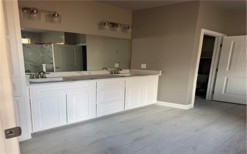 2701 Lannister, Corpus Christi, TX 78415, 5 Bedrooms Bedrooms, ,2 BathroomsBathrooms,Residential,For Sale,2701 Lannister,0,463287