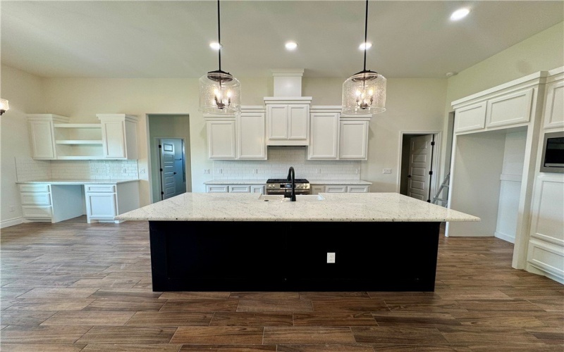 9533 Royal Oak Drive, Corpus Christi, TX 78410, 4 Habitaciones Habitaciones , ,3 BañosBaños,Residential,En Venta,9533 Royal Oak Drive,0,463305