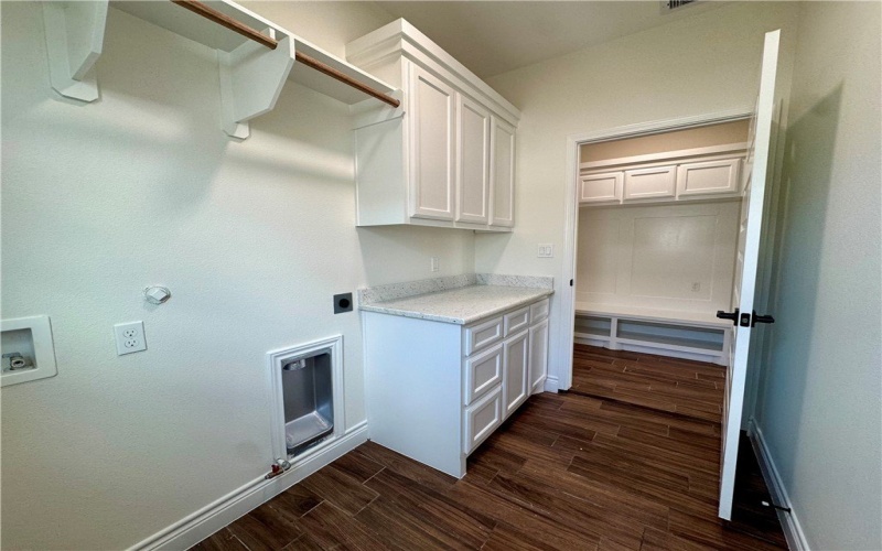 9533 Royal Oak Drive, Corpus Christi, TX 78410, 4 Habitaciones Habitaciones , ,3 BañosBaños,Residential,En Venta,9533 Royal Oak Drive,0,463305