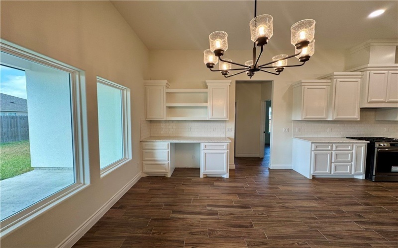 9533 Royal Oak Drive, Corpus Christi, TX 78410, 4 Habitaciones Habitaciones , ,3 BañosBaños,Residential,En Venta,9533 Royal Oak Drive,0,463305