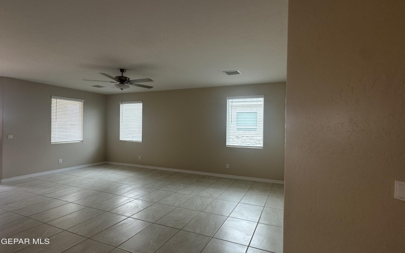 141 Sarah Trail, Sunland Park, NM 88063, 3 Habitaciones Habitaciones , ,2 BañosBaños,Residential,En Venta,141 Sarah Trail,0,928164