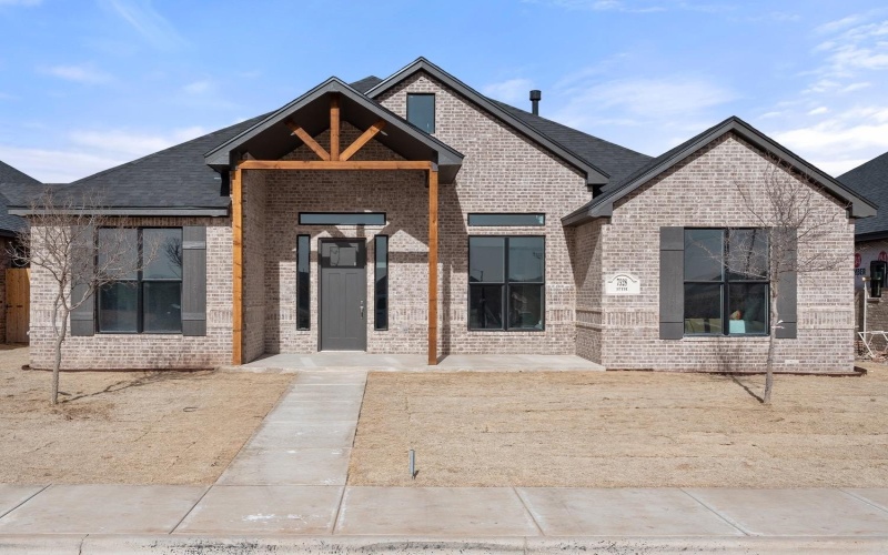 7528 57th Street, Lubbock, TX 79407, 4 Bedrooms Bedrooms, ,3 BathroomsBathrooms,Residential,For Sale,7528 57th Street,0,202558976