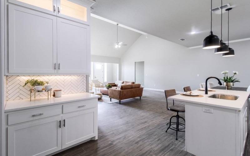 7528 57th Street, Lubbock, TX 79407, 4 Bedrooms Bedrooms, ,3 BathroomsBathrooms,Residential,For Sale,7528 57th Street,0,202558976
