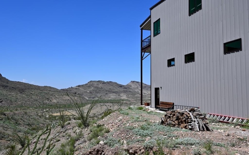700 Gate 9 Road, Terlingua, TX 79852, 4 Habitaciones Habitaciones , ,3 BañosBaños,Residential,En Venta,700 Gate 9 Road,0,162317