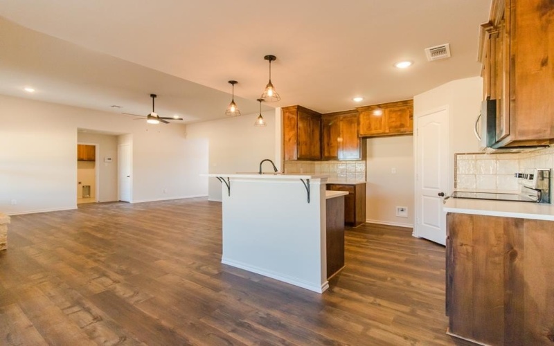 5417 Coral Way, San Angelo, TX 76904, 4 Bedrooms Bedrooms, ,2 BathroomsBathrooms,Residential,For Sale,5417 Coral Way,0,128640