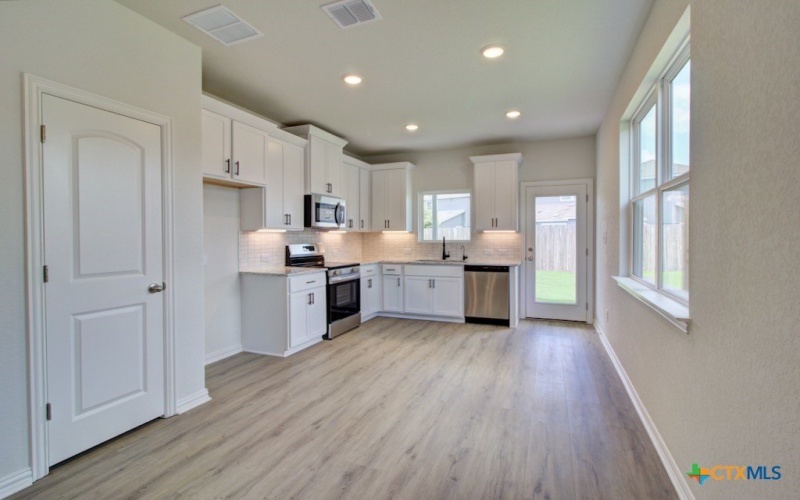 893 Casetta Trail, New Braunfels, TX 78130, 4 Bedrooms Bedrooms, ,2 BathroomsBathrooms,Residential,For Sale,893 Casetta Trail,0,589351